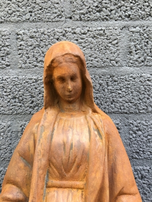Mooi Mariabeeld vol steen-oxid.